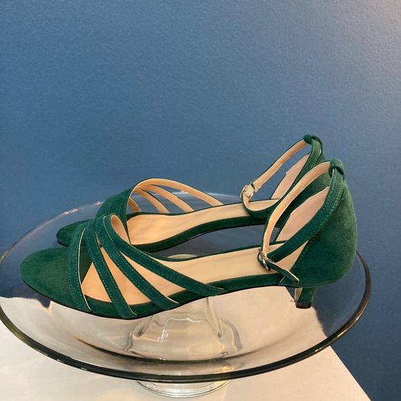 DearOnly. Kitten Heel. Open Toe Buckle Sandals. Green. Women Size 10.5 - Picture 3 of 7